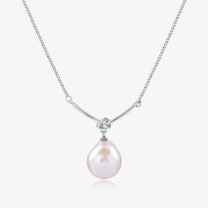 Elegant Simple Knot Design Pearl Necklace